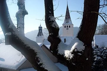 Kirchenburg Kinding im Winter