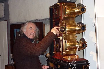 Herr Holzhey in Action